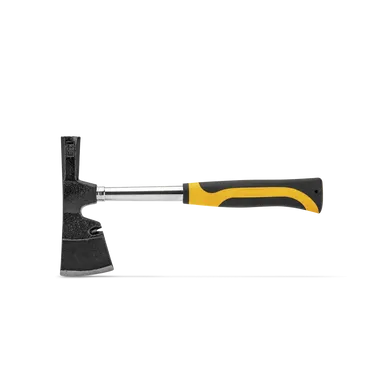 HÄMMER UND FÄUSTEL